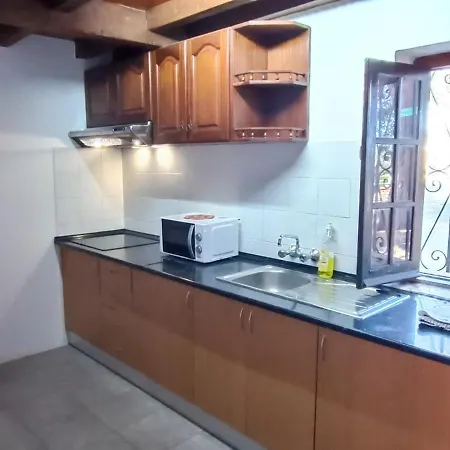 Cozy & Traditional Country House In Albufeira