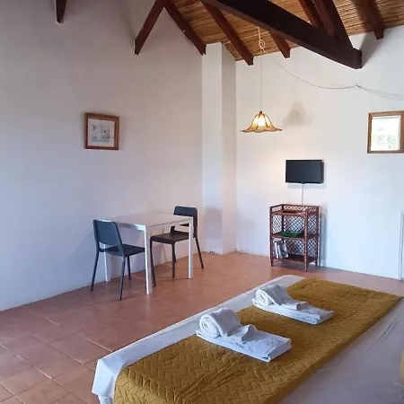 Cozy & Traditional Country House In Albufeira *