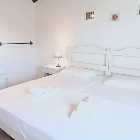 Cozy & Traditional Country House In Albufeira